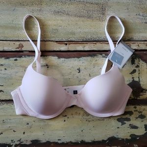 GapBody T-Shirt Bra